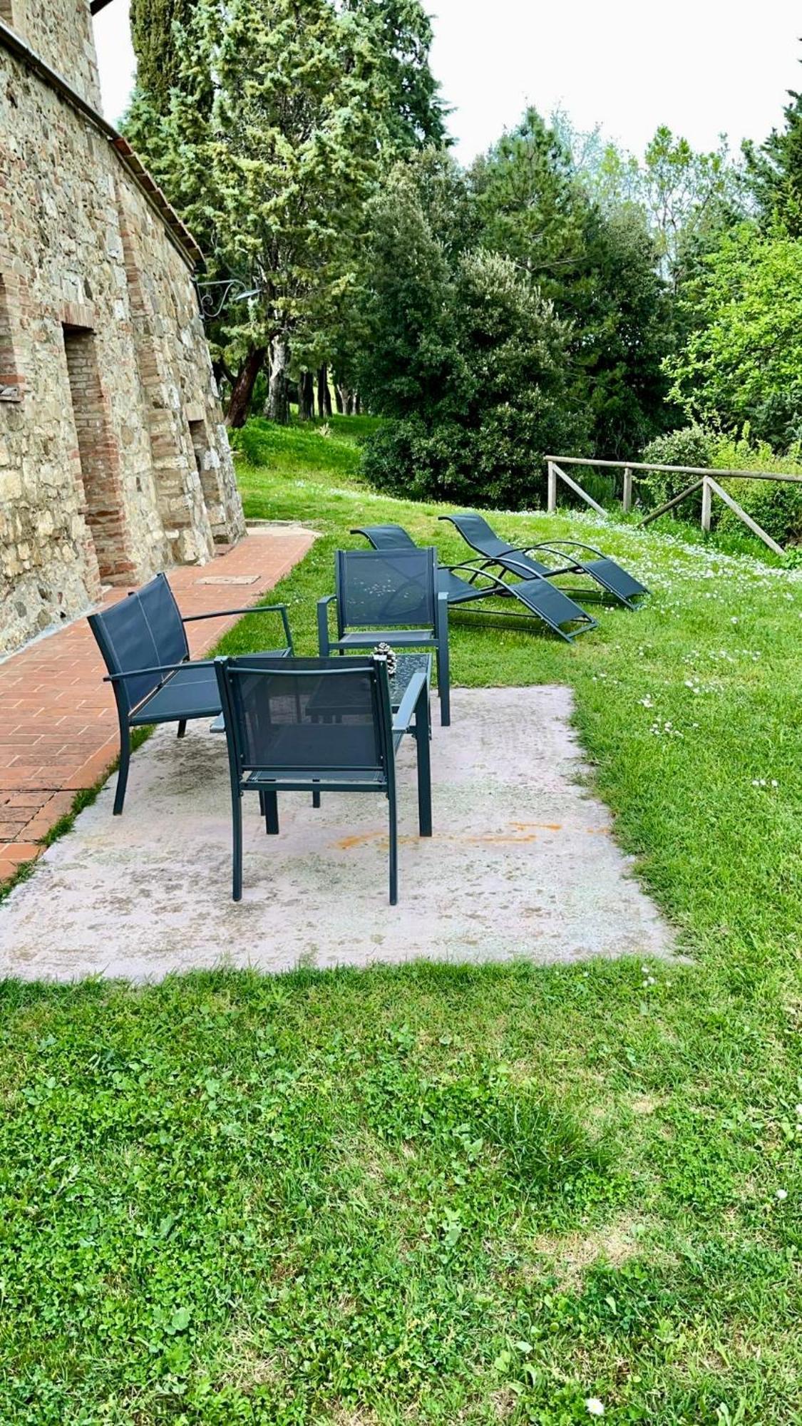 Agriturismo Le Querciole In Val D'Orcia Баньо-Виньони Экстерьер фото